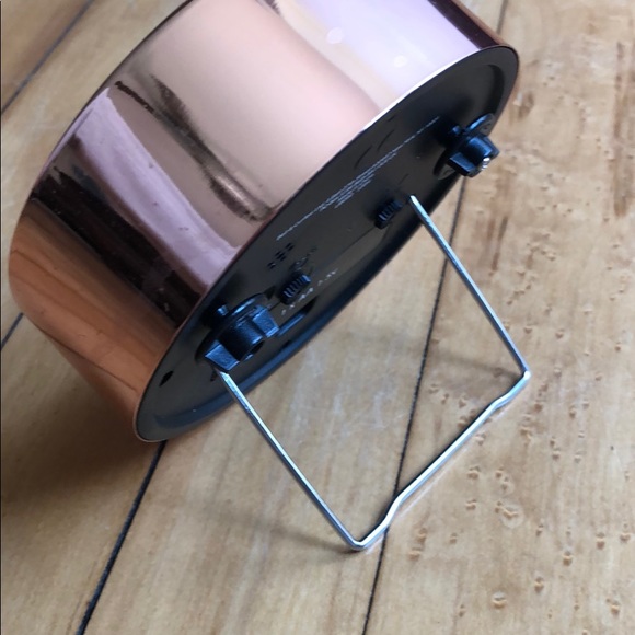 💗 Decorative Rose Gold Clock💗 - Picture 3 of 4